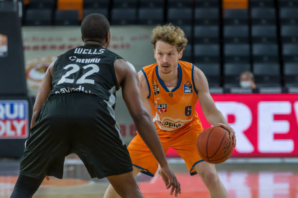 21足球锦 21足球锦