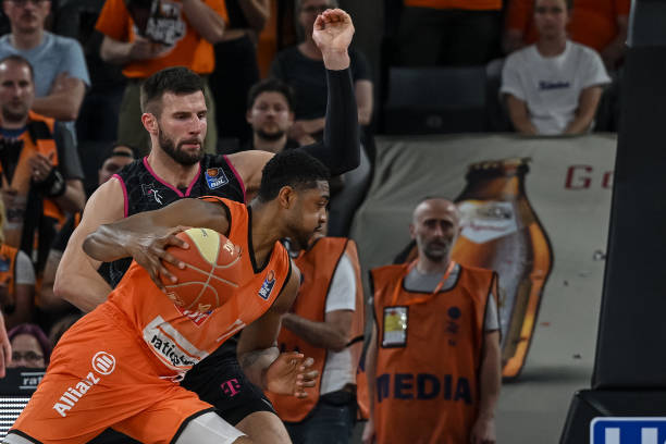 这些基础内 这些基础内