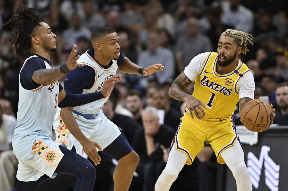 梁靖崑在比 梁靖崑在比